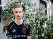 NG体育-关于Faker在老鹰比赛中绝杀，战术调整引发热议！的信息