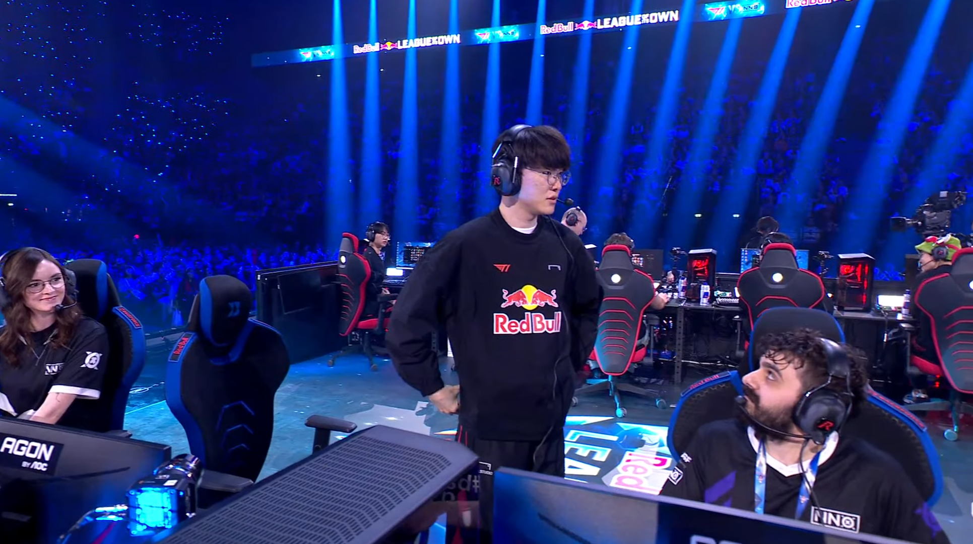 雄鹿不断突破!,Faker连续十场比赛得分超过战术调整观众掌声雷动(三届全球总决赛冠军中单faker) 雄鹿不断突破!,Faker连续十场比赛得分超过战术调整观众掌声雷动(三届全球总决赛冠军中单faker)