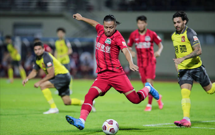 荷甲倒计时；皇家马德里冲刺阶段更衣室发声；细节引发关注；质疑声仍在；球队文化再被提及的简单介绍