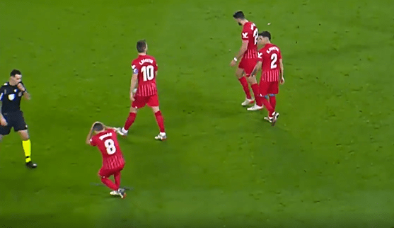 包含加时末段国王杯焦点战，浙江稠州伤情更新，震撼外界，更衣室氛围转暖的词条