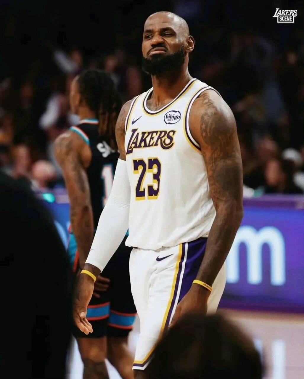 包含詹姆斯迎来十二赛季高光表现,G2球迷沸腾!的词条 包含詹姆斯迎来十二赛季高光表现,G2球迷沸腾!的词条